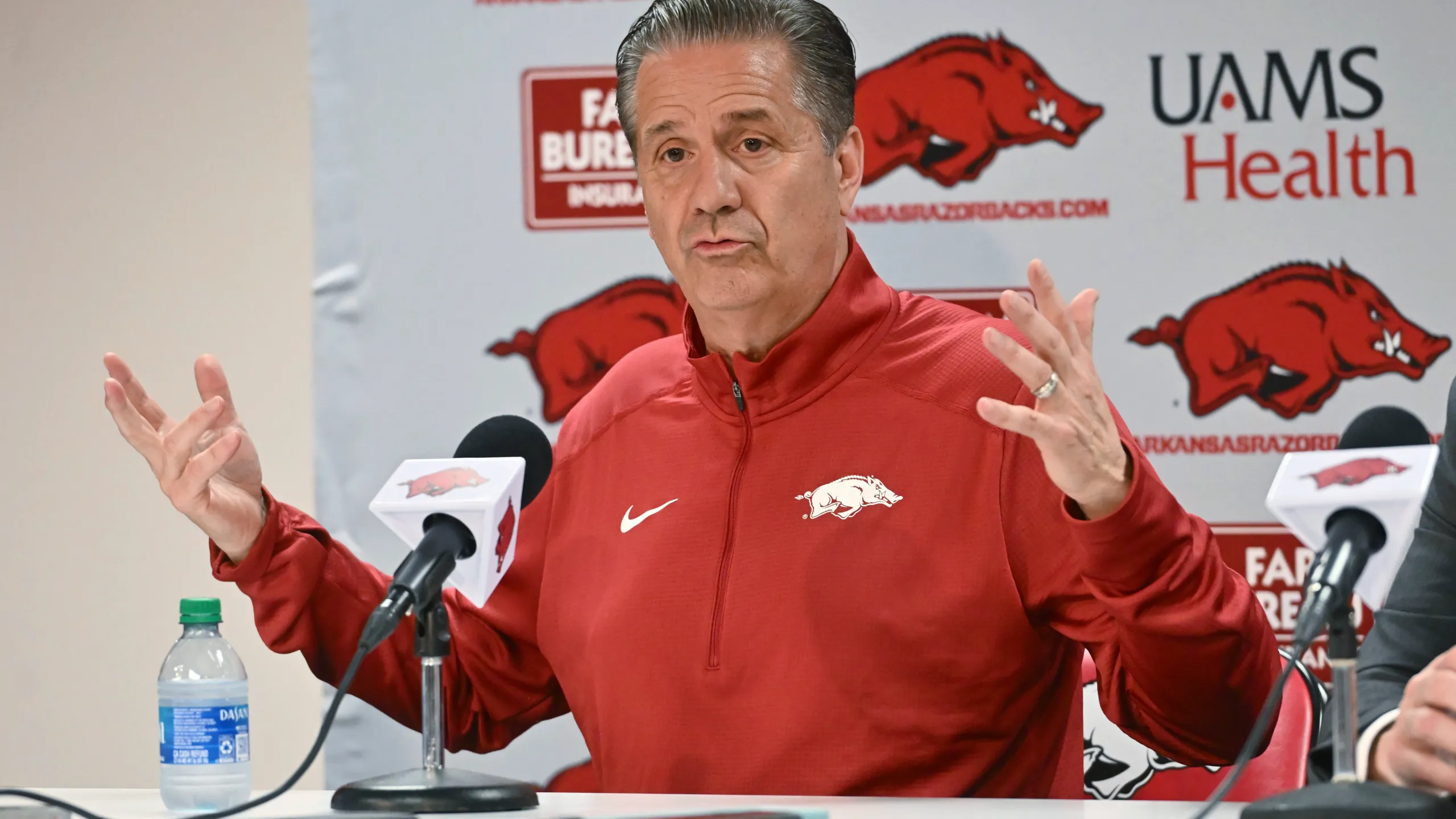 Read more about the article BREAKING:  Arkansas  John Calipari Dealt Unfortunate Transfer Portal News.