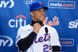 Read more about the article BREAKING: Juan Soto Highlights Big Changes The NY Mets Already Need To Make After 3 Games.