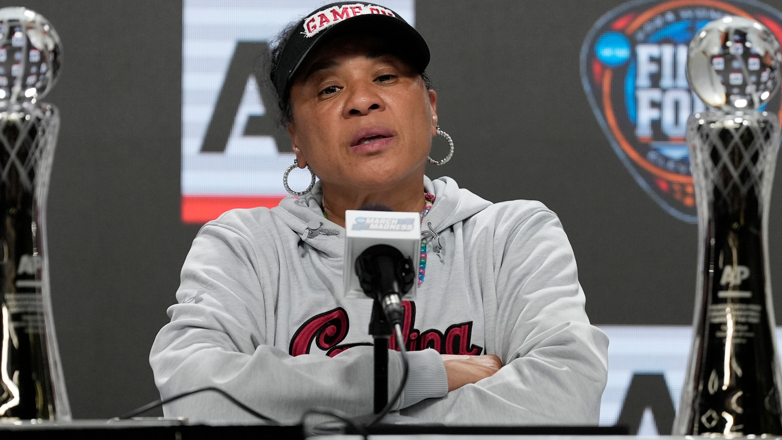 Read more about the article BREAKING: Dawn Staley Provides Ashlyn Watkins Injury Injury Update.