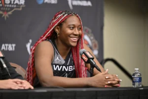 Read more about the article BREAKING: Aliyah Boston’s Emotional Reaction After Former Teammate Was Drafted.