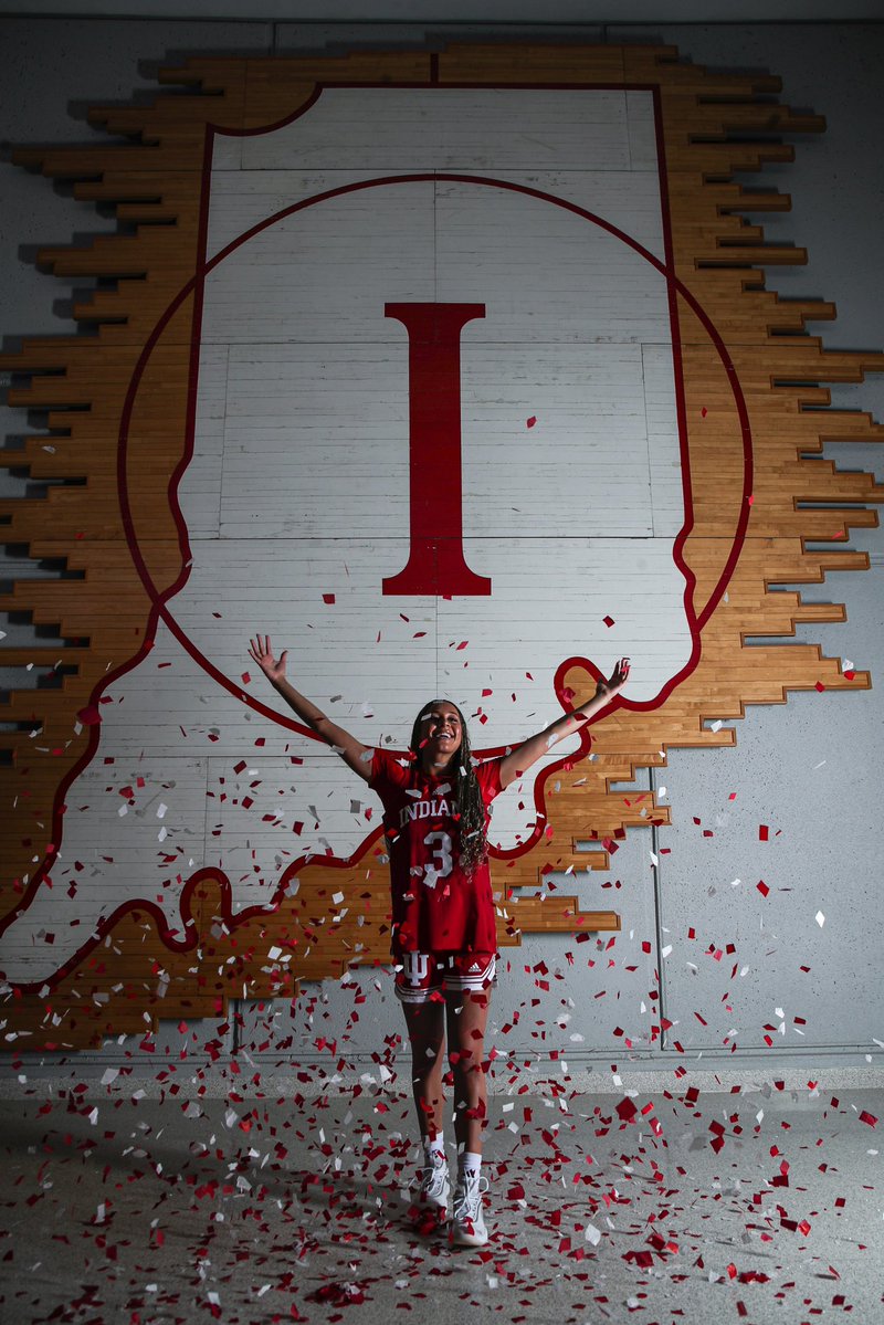 You are currently viewing BREAKING: Arkansas Transfer Phoenix Stotijn Commits To Indiana After 1 Season Stint With Razorbacks.