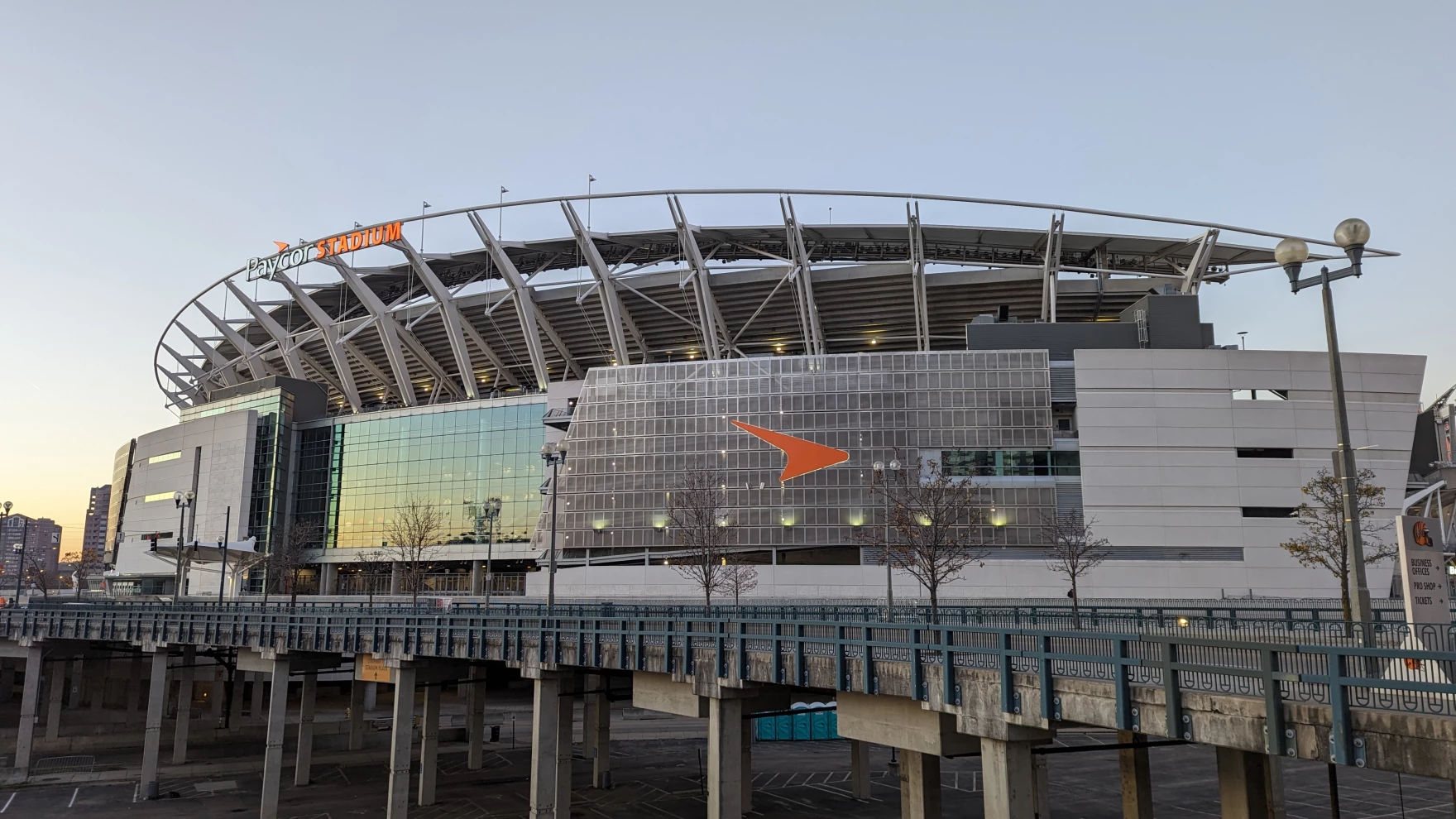 Read more about the article BREAKING: Bengals And Hamilton County Reach Deal To Spend $185 million For Renovations To Paycor Stadium In 2026.The $185 million Would Fund The First Of Four ………For The Stadium. In Total, All Phases Together Could Cost An Estimated …….millions.
