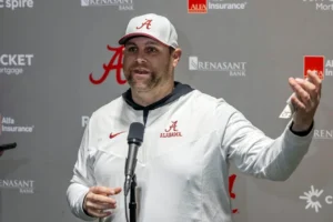 Read more about the article BREAKING: Kane Wommack, Provides Injury update On Star LB Deontae Lawson.