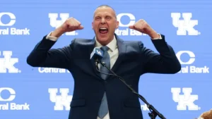 Read more about the article BREAKING: Kentucky Mark Pope  Hasn’t Finalized His 2025–26 Roster Yet, As He Lands Another 5-Star SF Program-Changing Athlete Over Others SEC Programs.