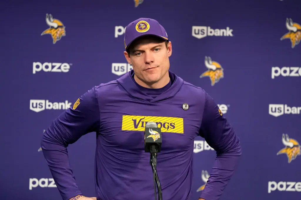 Read more about the article SHOCKING: Vikings’ Kevin O’Connell To Cut 2024 Draft Pick.