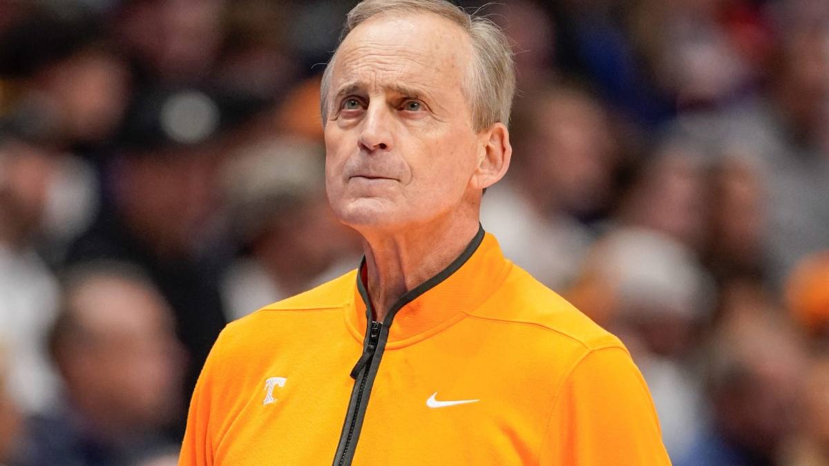 Read more about the article BREAKING NEWS: Unfortunate Blow For Volunteers’ Rick Barnes Left Fans Feeling Devastated.