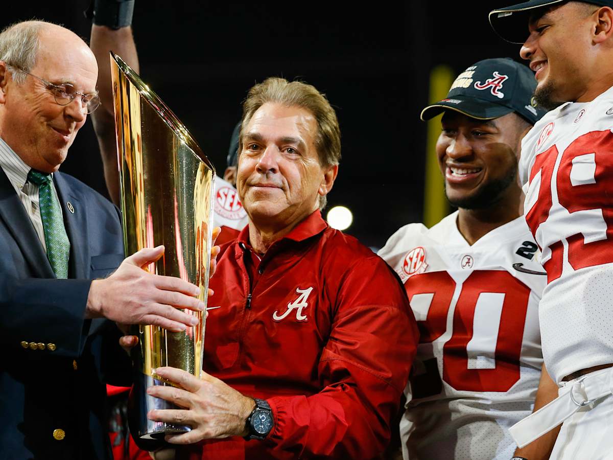 Read more about the article JUST IN: Nick Saban Reacts To Donald Trump’s Executive Order On College Sports.